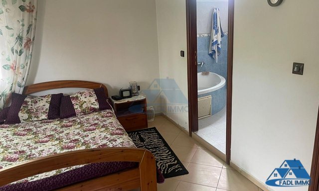 Villa for sale with terrace and three floors — Kenitra, Bir Rami - 17