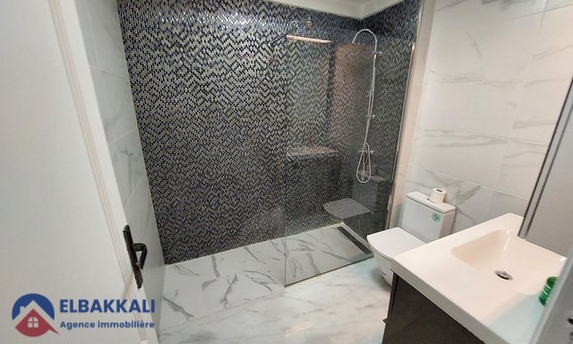 Apartamento en venta con balcón — Tánger, De La Plage - 19