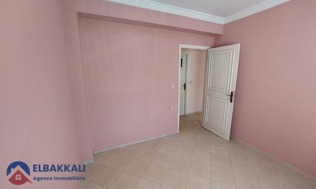 Apartamento en venta con terraza — Tánger, Aviation - 9