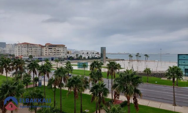 Apartamento en venta con balcón — Tánger, De La Plage - 2