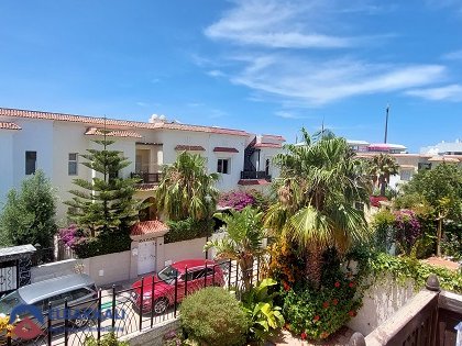 Villa en alquiler con piscina y tres pisos — Tánger, Malabata - 3