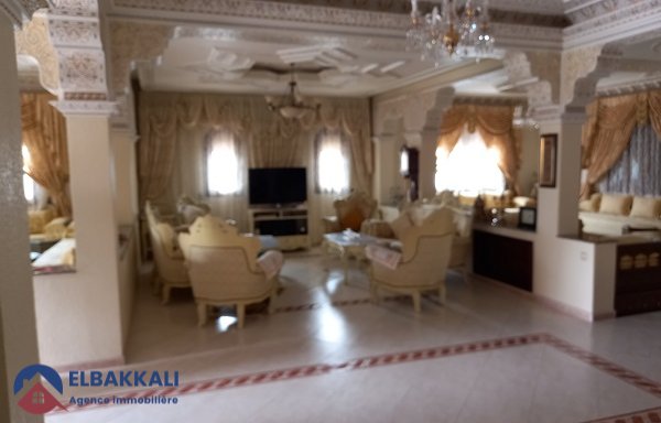 Villa à vendre avec terrasse et trois étages — Tanger, Centre ville - 12