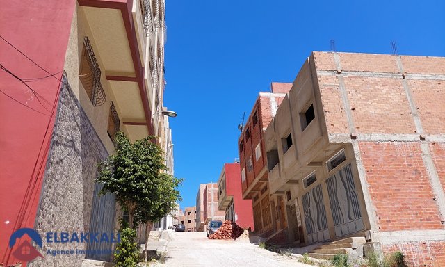 Terrain titré en lotissement à vendre — Tanger, Jirrari - 4