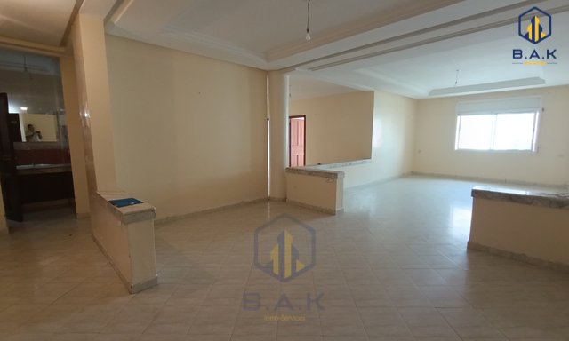 شقة للبيع مع شرفة في الطابق الثالث — القنيطرة, المعمورة - 2