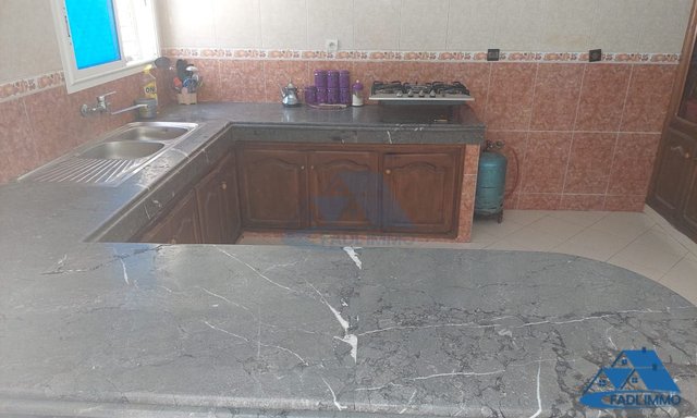 Villa for sale with terrace and three floors — Kenitra, El Ismailia - 5