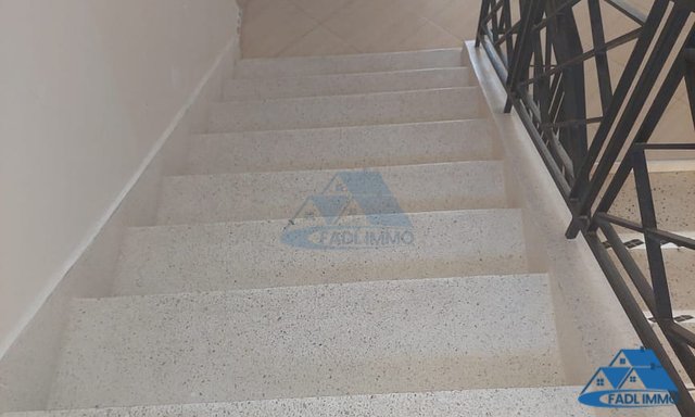 Villa for sale with terrace and three floors — Kenitra, El Ismailia - 21