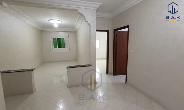 شقة للإيجار مع شرفة في الطابق الأول — القنيطرة, المغرب العربي