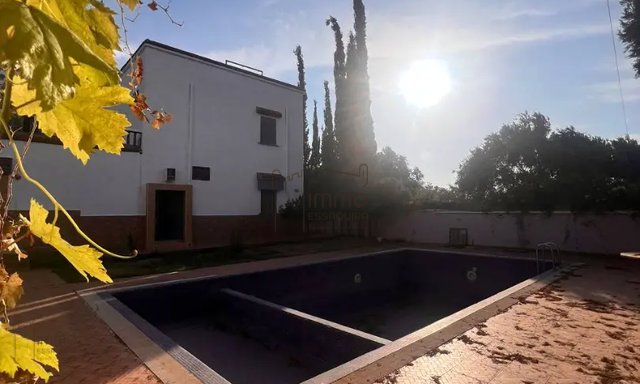 Villa for sale in Idaouguerd with pool - 4 bedrooms, 900 m². — Essaouira, Idaougard