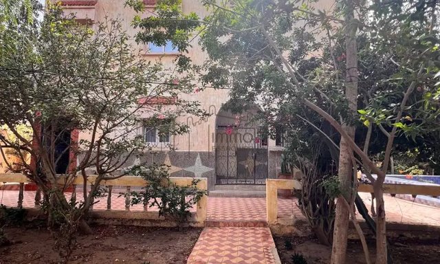 Villa à vendre avec piscine