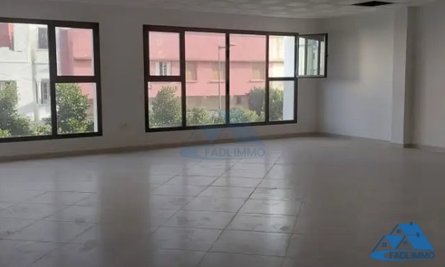 Bureau à louer avec parking au premier étage — Kénitra, Khabazat - 11