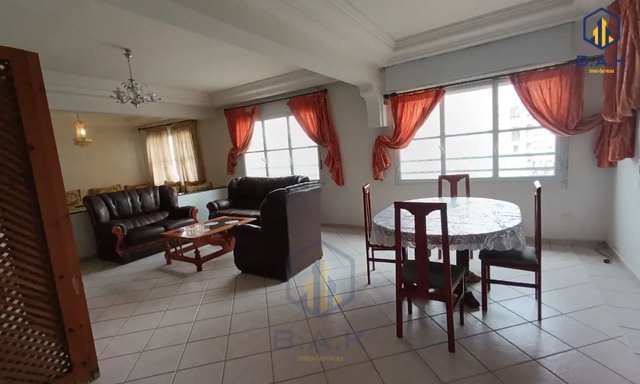 شقة للإيجار مع تراس في الطابق الثامن — القنيطرة, سنتر