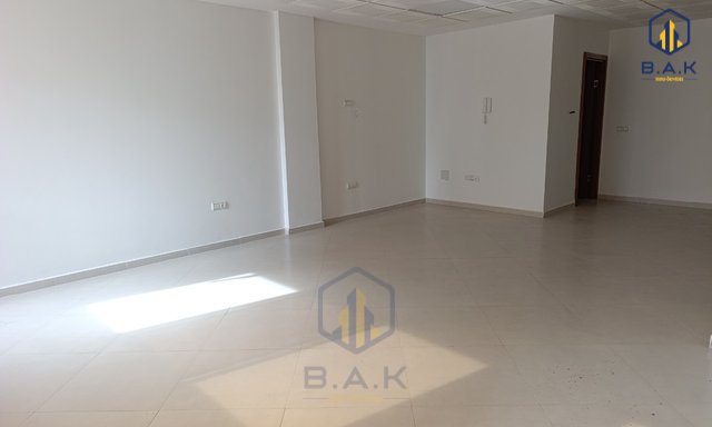 مكتب جديد للإيجار مع موقف سيارات — القنيطرة, سنتر - 9