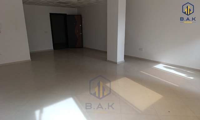 مكتب جديد للإيجار مع موقف سيارات — القنيطرة, سنتر - 8