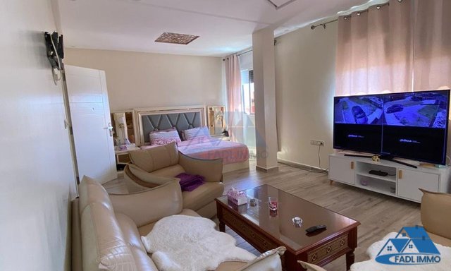 venta de casa comercial casi nueva en ISMAILIA KENITRA — Kenitra, El Ismailia