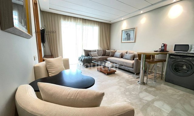 Urocze umeblowane studio do wynajęcia w Racine, Casablanca