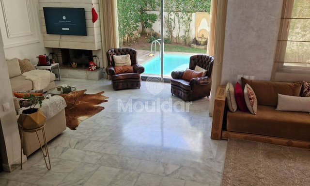 Villa spacieuse de 5 chambres à vendre à Dar Bouazza