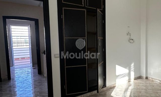 شقة للإيجار في القنيطرة - غرفتان في الطابق الخامس