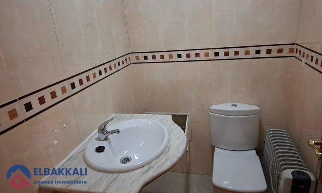 Apartamento en venta con balcón en el primer piso — Tánger, Iberie - 13