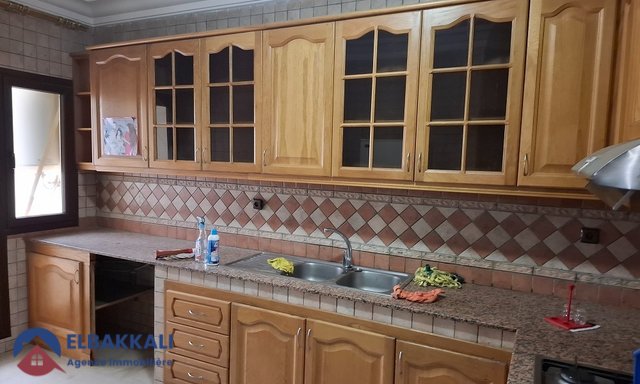 Apartamento en venta con balcón en el primer piso — Tánger, Iberie - 9