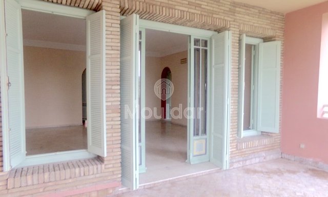 شقة حديثة في مراكش: غرفتان للإيجار