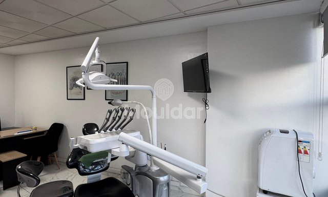 Οδοντιατρική κλινική προς πώληση - 50m², 2 δωμάτια, Ταγέρ