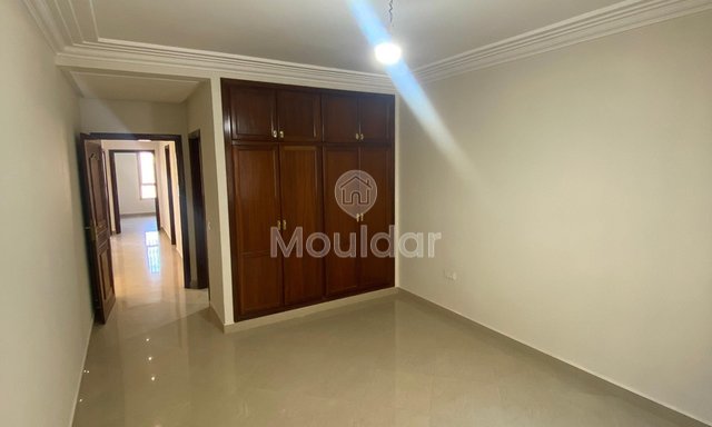 Licht appartement met 3 slaapkamers te huur in Malabata, Tanger - 4