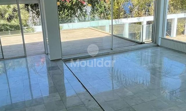 Villa spacieuse à vendre à Aïn Diab, Casablanca
