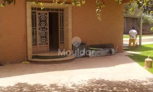 منزل ساحر في مراكش: 2000م²، 4 غرف نوم للبيع - 3