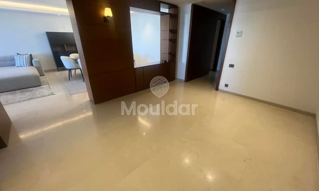 شقة للإيجار في عين دياب، الدار البيضاء - 3 غرف نوم، 220 متر مربع - 2