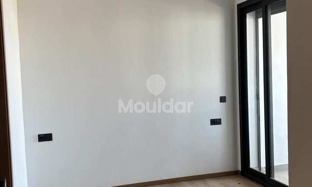 Neues Studio mit Balkon im Viertel der Krankenhäuser