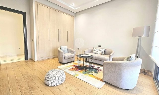 شقة للإيجار: Spacious 3 غرف في بوسكورة - 3