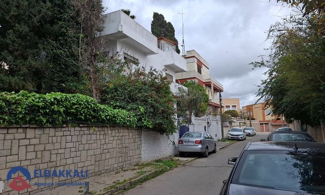 Villa à vendre, Tanger Centre, 6 chambres, 340 m². — Tanger, Centre ville - 11
