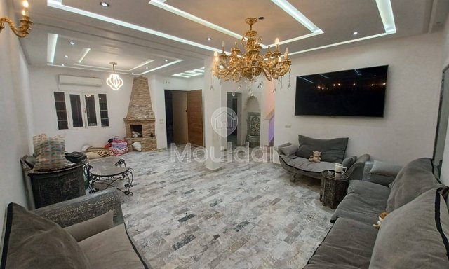 فيلا للبيع في مراكش: 4 غرف نوم، 298 متر مربع من السحر