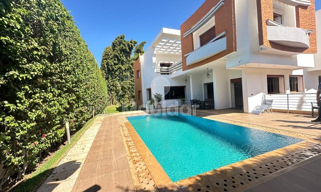 فيلا فسيحة تتكون من 7 غرف للبيع في سلا - 1000 م². - 4