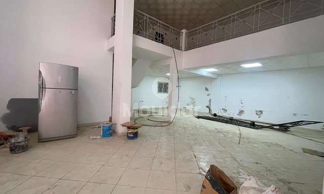 مبنى تجاري للبيع في مراكش - 138 م² من الفرص