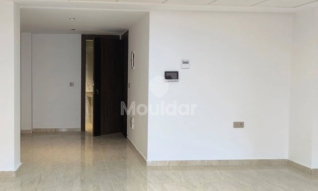 مكتب للبيع في القنيطرة - ميموزا، 58م² من الإمكانيات! - 2