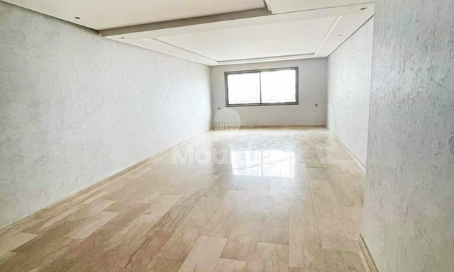 شقة فاخرة للإيجار: 3 غرف نوم في الدار البيضاء المعاريف