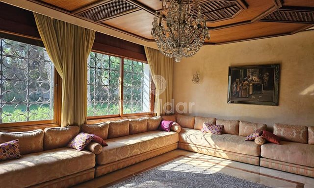Villa spacieuse à vendre à Aïn Diab, Casablanca - 6 chambres, 1711 m² - 2