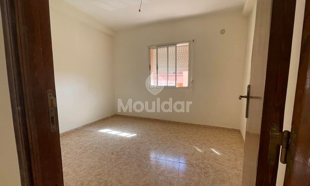 Luminoso Appartamento con 2 camere da letto in vendita a Marrakech Mabrouka