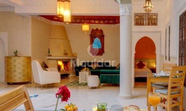 رياض ساحر للبيع في مراكش - 7 غرف نوم