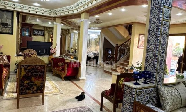 Villa d'Exception à Casablanca: Luxe et Espace au Rendez-vous - 4
