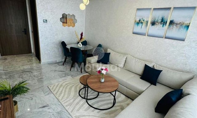 شقة مفروشة مع شرفة للإيجار في واحة - 2