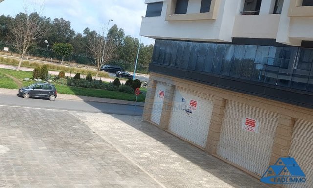 Location bureau façade 51m² a el Haddada Kénitra — Kénitra, El Haddada