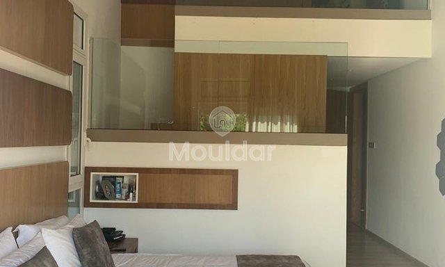 Patrimoine Real Estate biedt te huur een villa met zwembad in Bouskoura – 4 ruime slaapkamers - 4