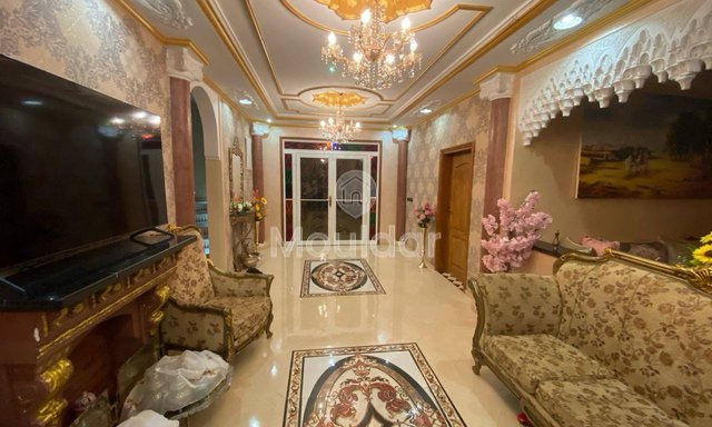 Villa 6 Chambres à Vendre à Marrakech - Targa, 245m² - 2