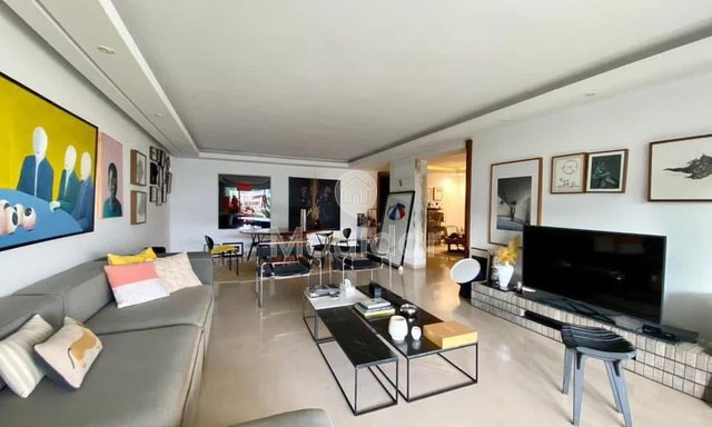 Großzügiges Apartment zu vermieten in Aïn Diab, Casablanca