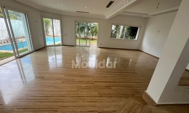 Villa de Rêve à Casablanca : 4 Chambres, 450m² à Vendre