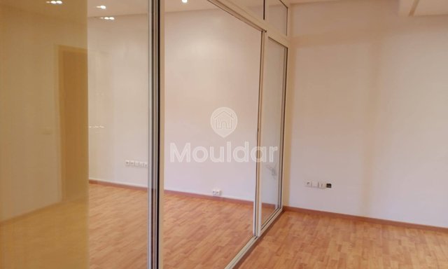 مكتب للإيجار في مركز الدار البيضاء - 79م² للاكتشاف - 2