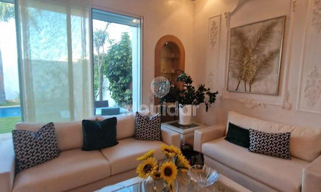 فيلا عصرية للبيع في الدار البيضاء: مساحة وأناقة - 3