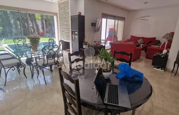 Huur een ruime villa in Bouskoura - Green Town